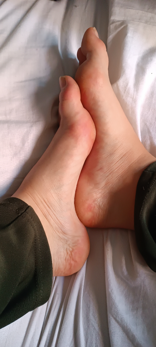 Elli's Feet